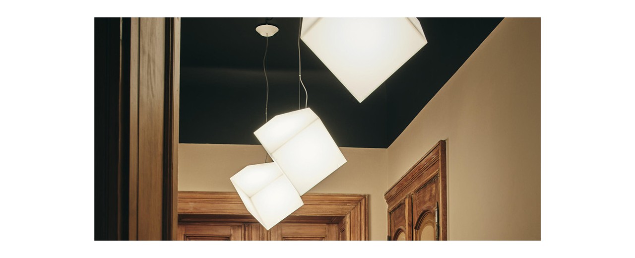 Edge lamp van Alessandro Mendini voor Artemide